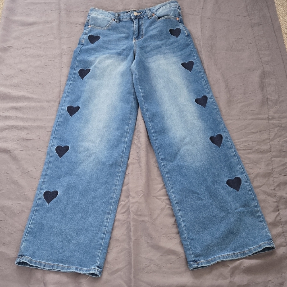 Stylish Blue Heart Embellished Wide Leg Jeans - Picture 2 of 10